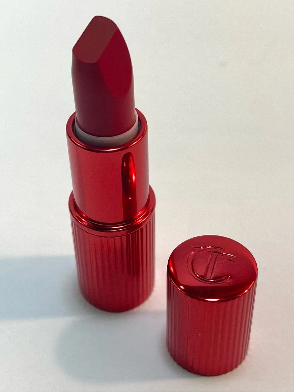 Charlotte Tilbury Mini Matte Revolution Hollywood Vixen Red Lipstick New in Box